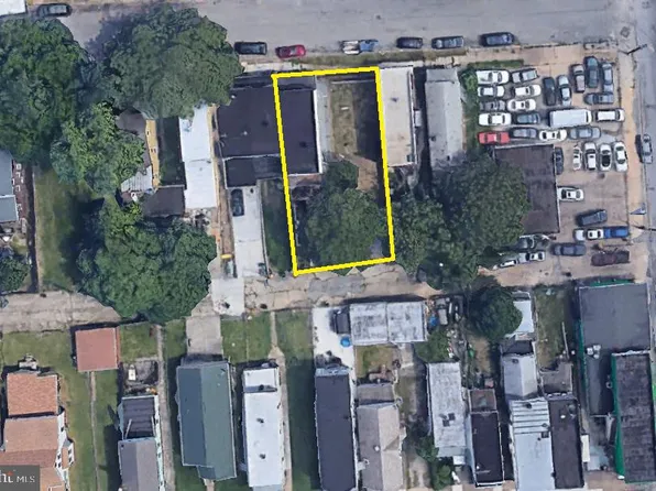 1517 Elmtree St, Baltimore, MD 21226