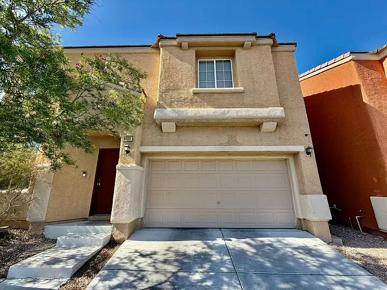 9080 Fathers Pride Ave — Photo 2