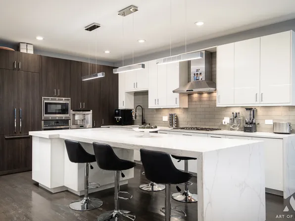 1465 W Erie St #1, Chicago, IL 60642