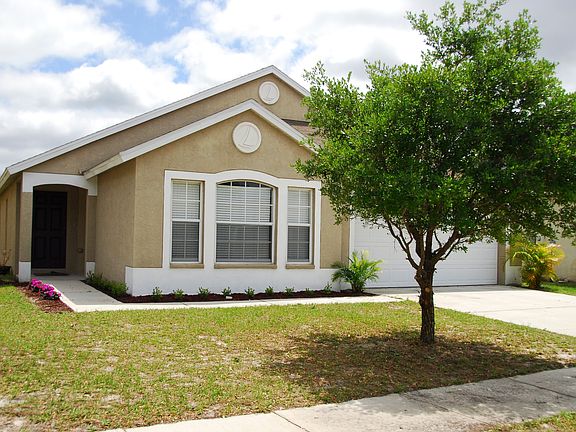 2nd image of 24636 Victoria Wood Ct