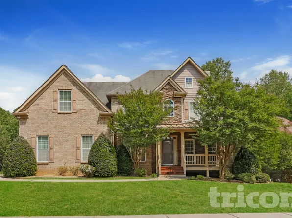 18 Parklin Trl, Hiram, GA 30141