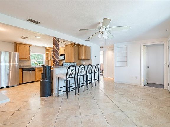 4th image of 3381 Maitland Dr