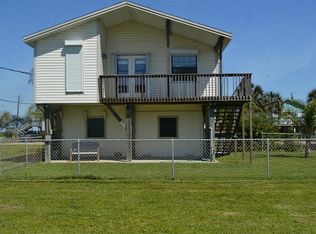 16721 Davy Jones Rd, Jamaica Beach, TX 77554