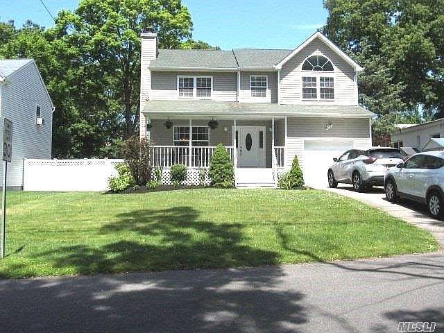 1st image of 115 Magnolia Dr