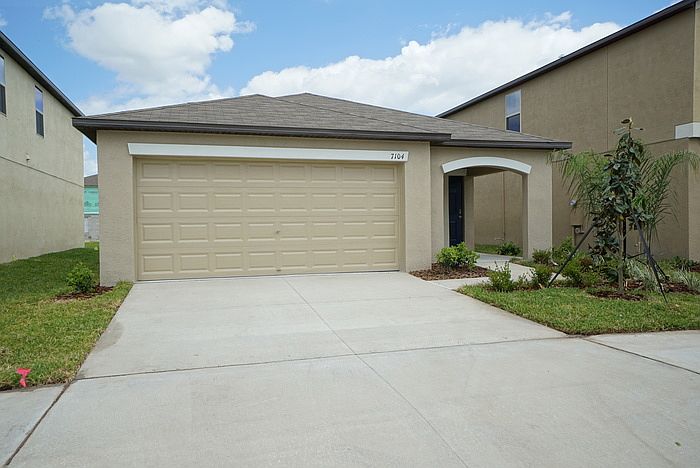 1st image of 7104 Amelia Cove Ct