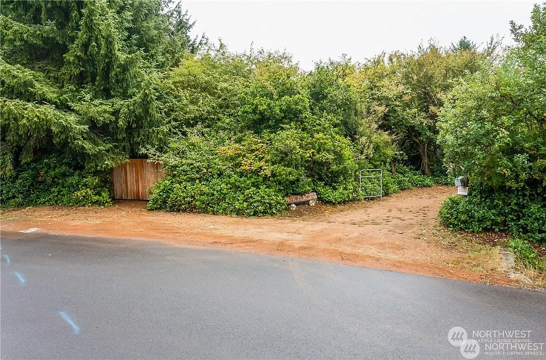 125 Satsop St SW photo 1