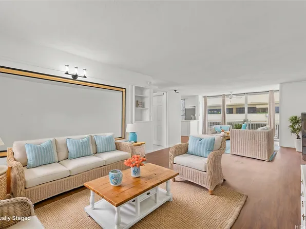 419A Atkinson Dr APT 207, Honolulu, HI 96814