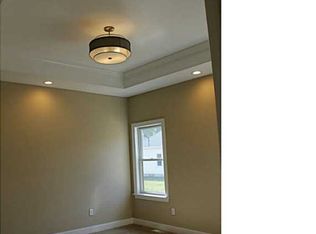6830 Ava Ln, East Amherst, NY 14051
