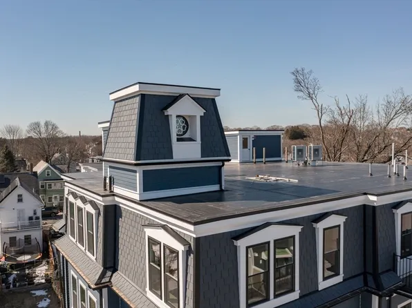 21 Tanglewood Rd #4, Dorchester Center, MA 02124