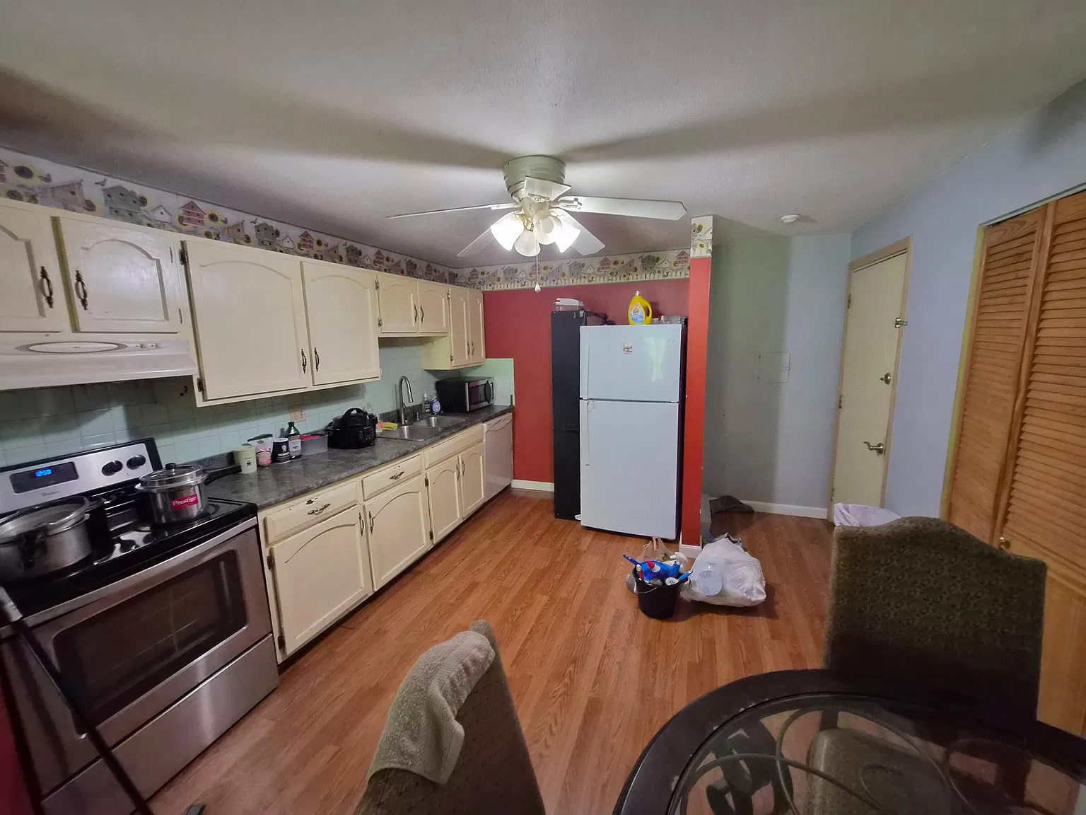 2 bed, 854 sqft, $1,100 — Photo 4