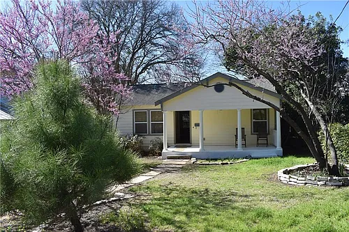 2109 Wright St Photo 1