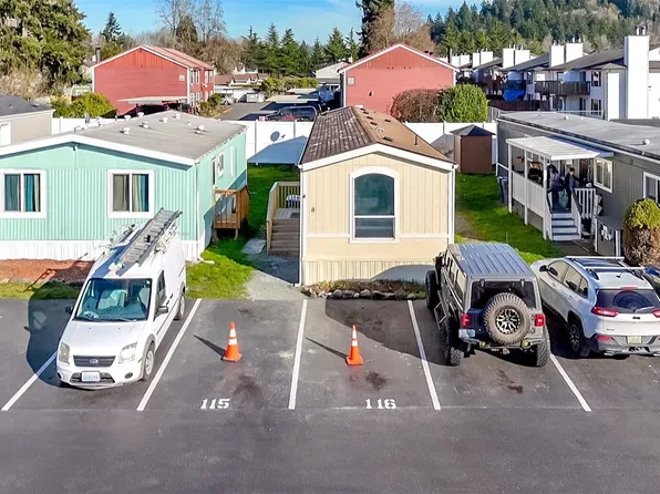 210 37th St SE #8, Auburn, WA 98002