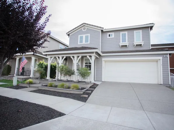 984 Hogwarts Circle, Petaluma, CA 94954