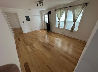 1044 56th St, Emeryville, CA 94608
