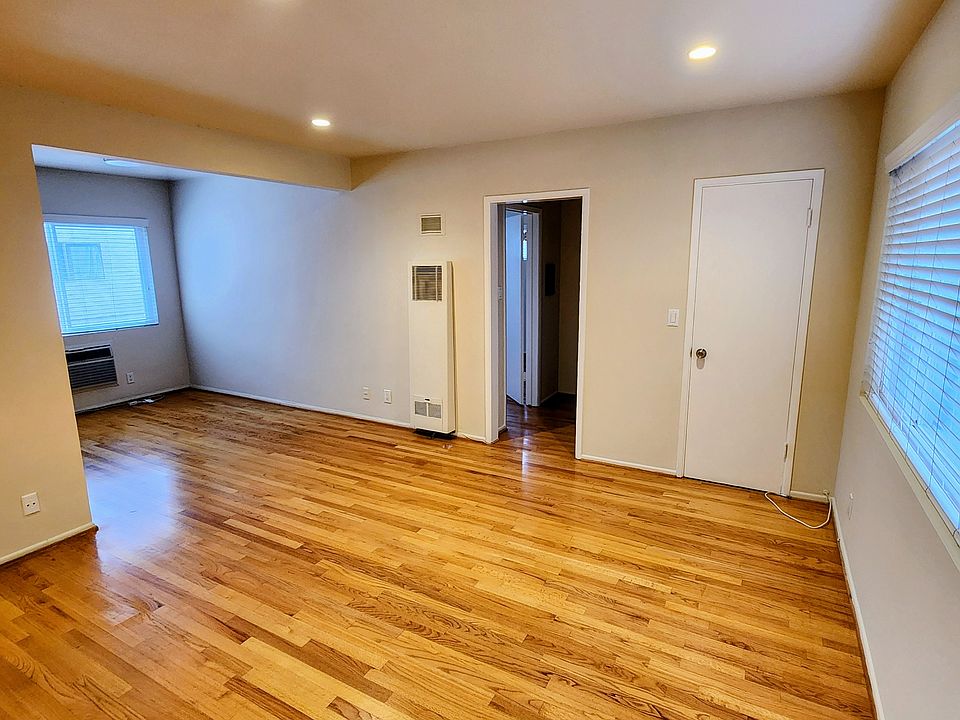 1st image of 12823 Bloomfield St #0