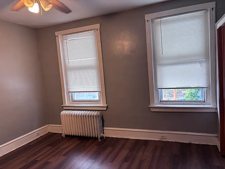 6829 Woodland Ave — Photo 11