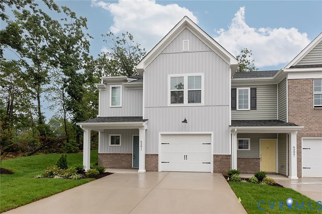 3 bed, 2.5 bath, 1743 sqft, $2,575 — Photo 3