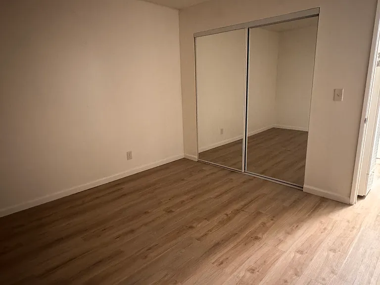 5075 Atlantic Ave #104 — Photo 2