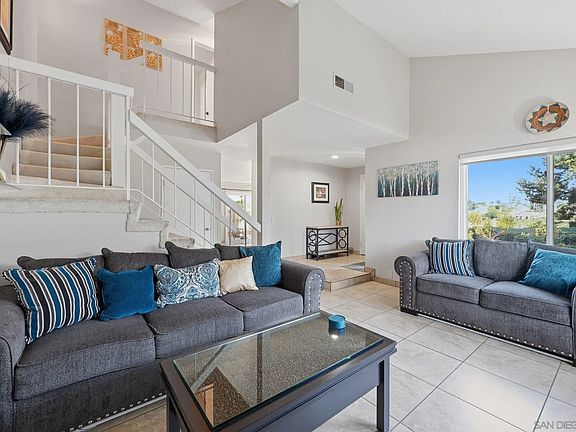 3rd image of 11089 Clairemont Mesa Blvd