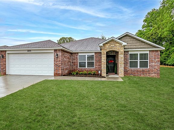 2nd image of 3071 W McLaren Dr