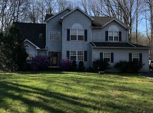 15 Lauren Ln, New Egypt, NJ 08533