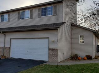 36 Pine Pl, Farmington, MN 55024