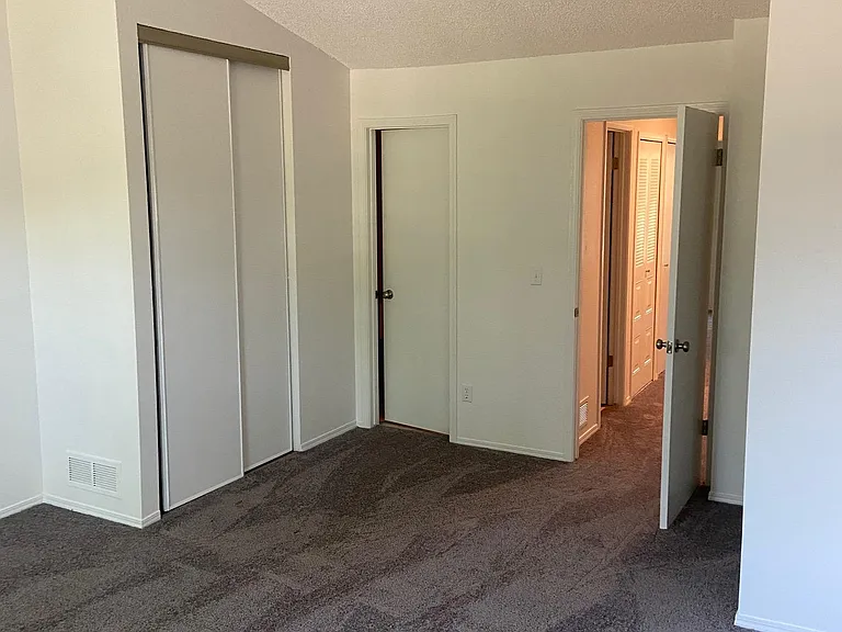 1282 Milo Cir #B — Photo 10