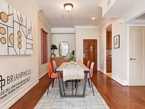 5th image of 850 N Hudson Ave APT 302