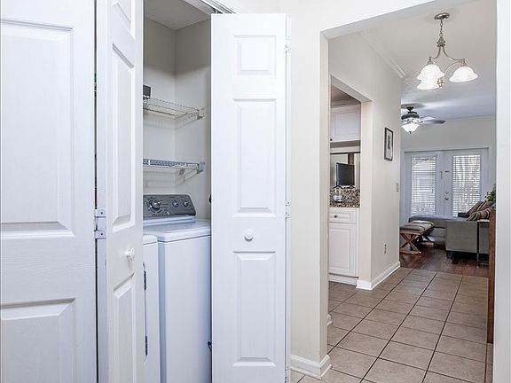2nd image of 2025 Woodmont Blvd APT 239