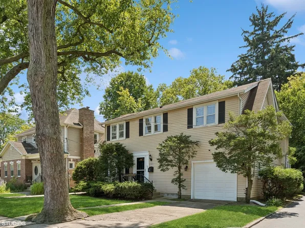 2101 Wilmette Ave, Wilmette, IL 60091