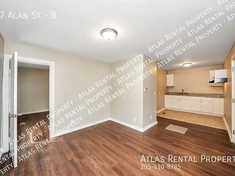 77 Alan St #B — Photo 14
