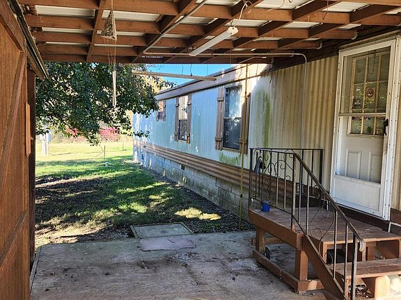 2nd image of 949 945 Ellingsworth Lane