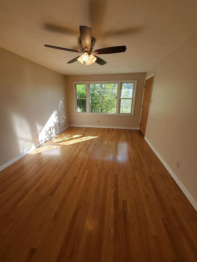 508 Lakeview Ave. (4 Unit) — Photo 3