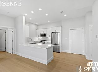 87 Fawcett St #502, Cambridge, MA 02138