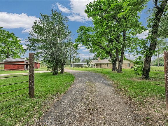 4th image of 1639 E Texas Rd