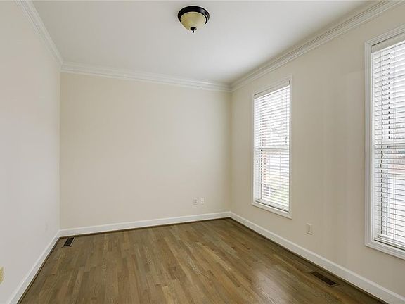3rd image of 11175 Kimball Crest Dr