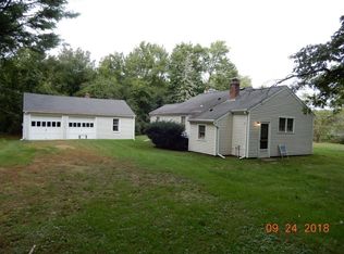 84 Barbers Pond Rd, South Kingstown, RI 02892