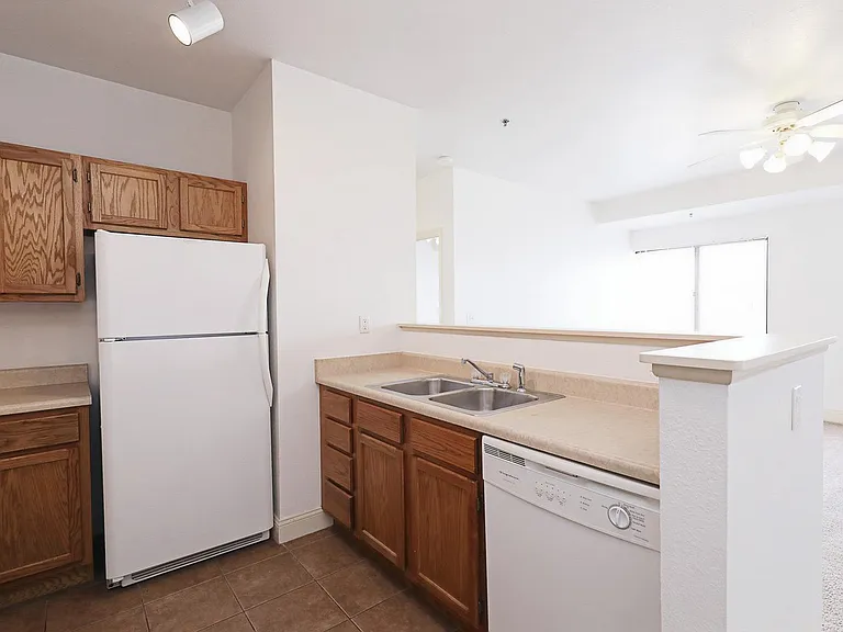 331 Fulton St — Photo 32