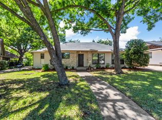 1113 Greenway Dr, Richardson, TX 75080