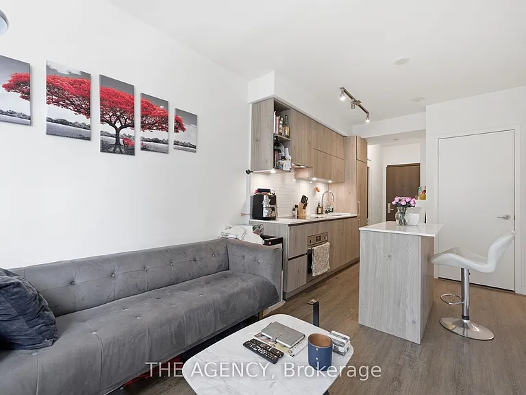 1 Yorkville Ave #804 — Photo 5