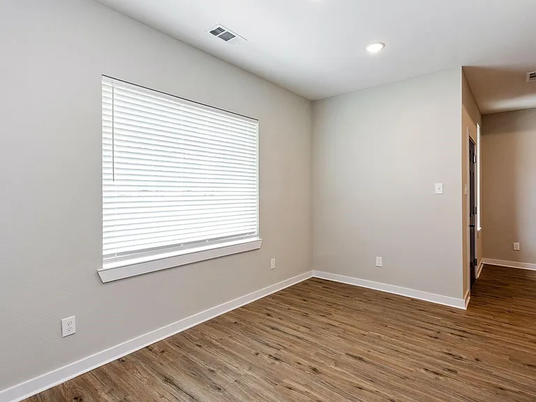 10317-10317 Lake Rd #15B — Photo 12