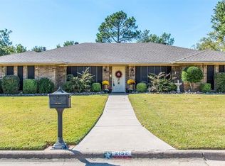 2152 Pembrooke Pl, Denton, TX 76205