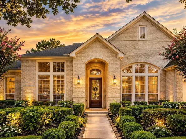2318 Spring Lake Park Ln, Spring, TX 77386