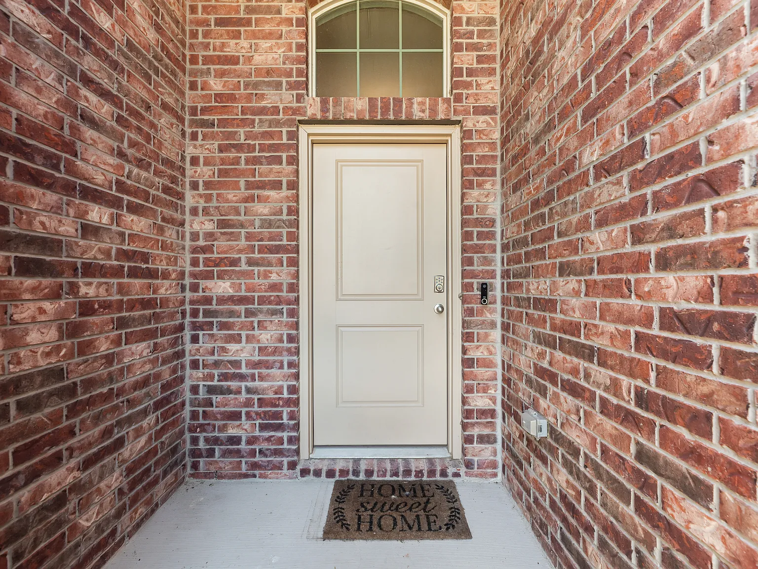 4 bed, 1772 sqft, $2,265 — Photo 4