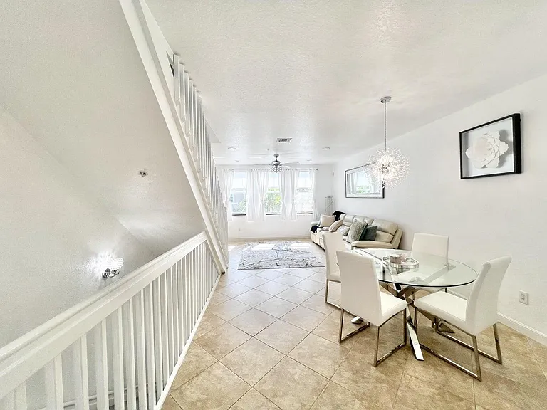 840 Marina Del Ray Ln #2 — Photo 15