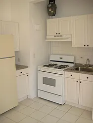 Rented by Moises Farhart, LREB