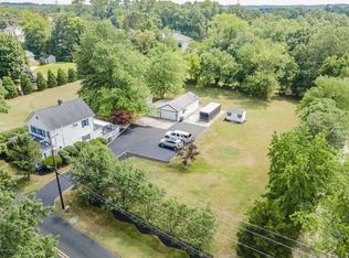 7 Wooleytown Rd, Morganville, NJ 07751