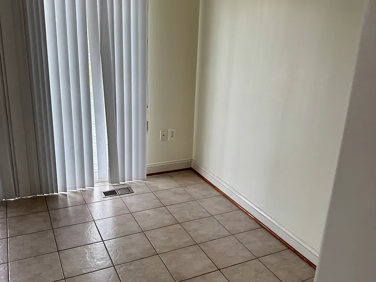 203 Cross Keys Pl — Photo 12