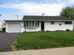 207 Brentwood Rd, Fairless Hills, PA 19030