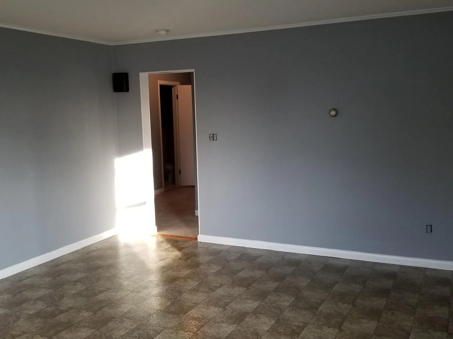 1 bed, $2,000 — Photo 4